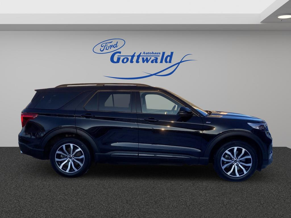 Ford Explorer 4x4 ST Line Plug in Hybrid AWD