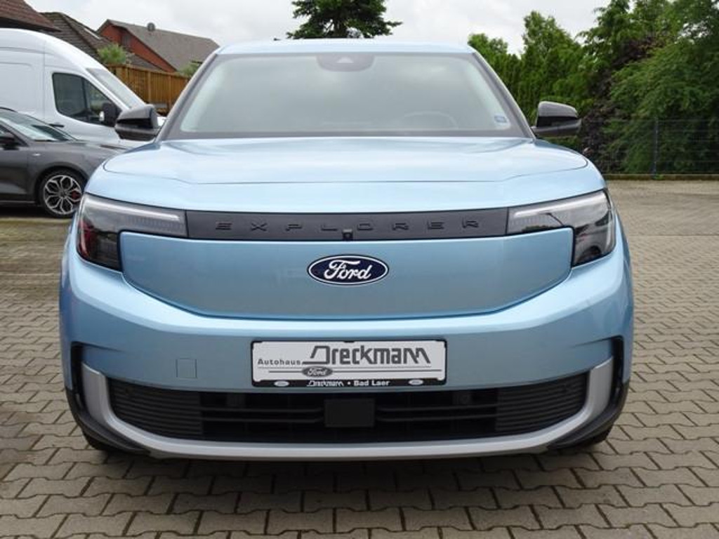 Ford Explorer RWD