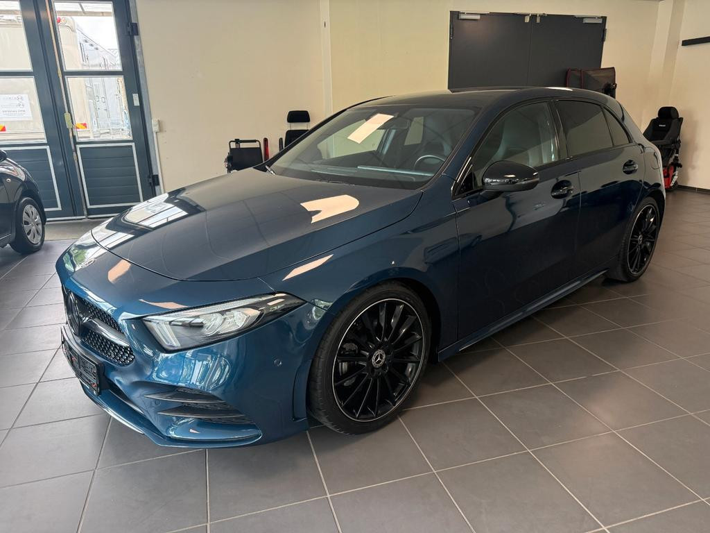Mercedes-Benz A-Klasse A 180 AMG Line A 180 d
