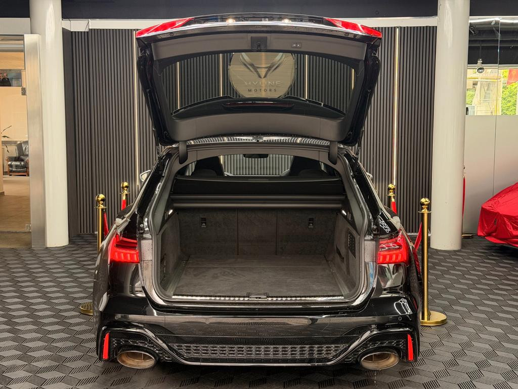 Audi RS6