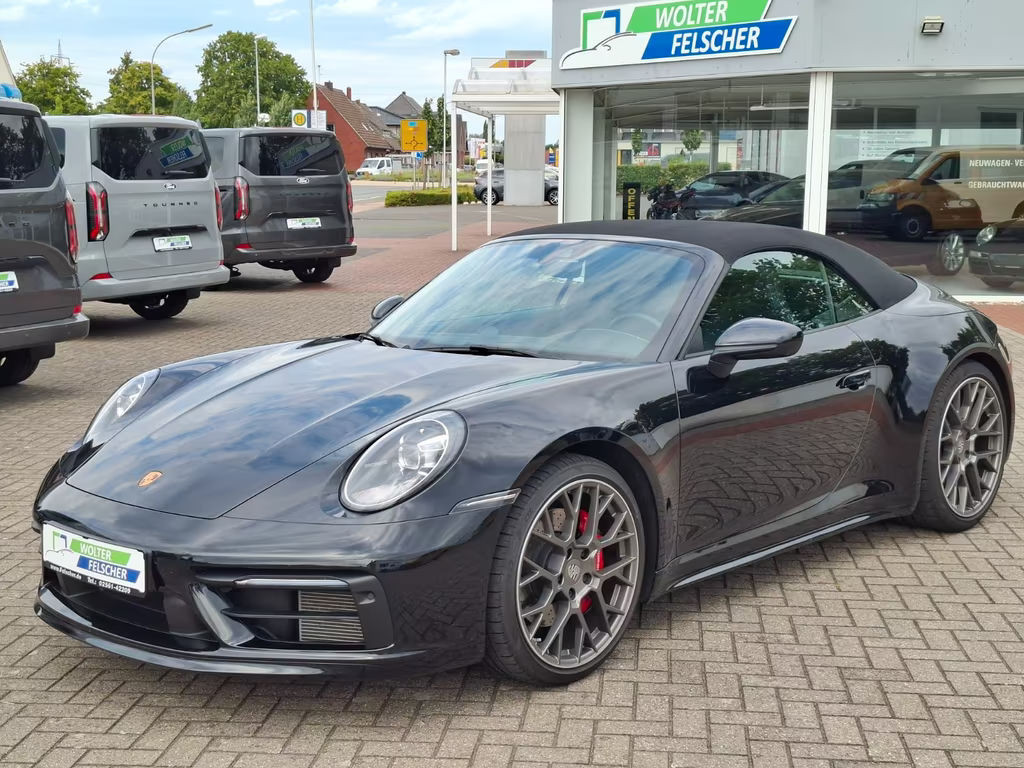 Porsche 911 992 Carrera Cabriolet