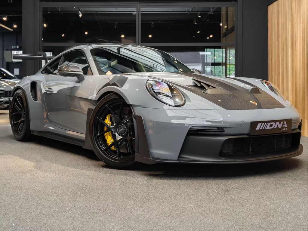 Porsche 911 GT3 4 992