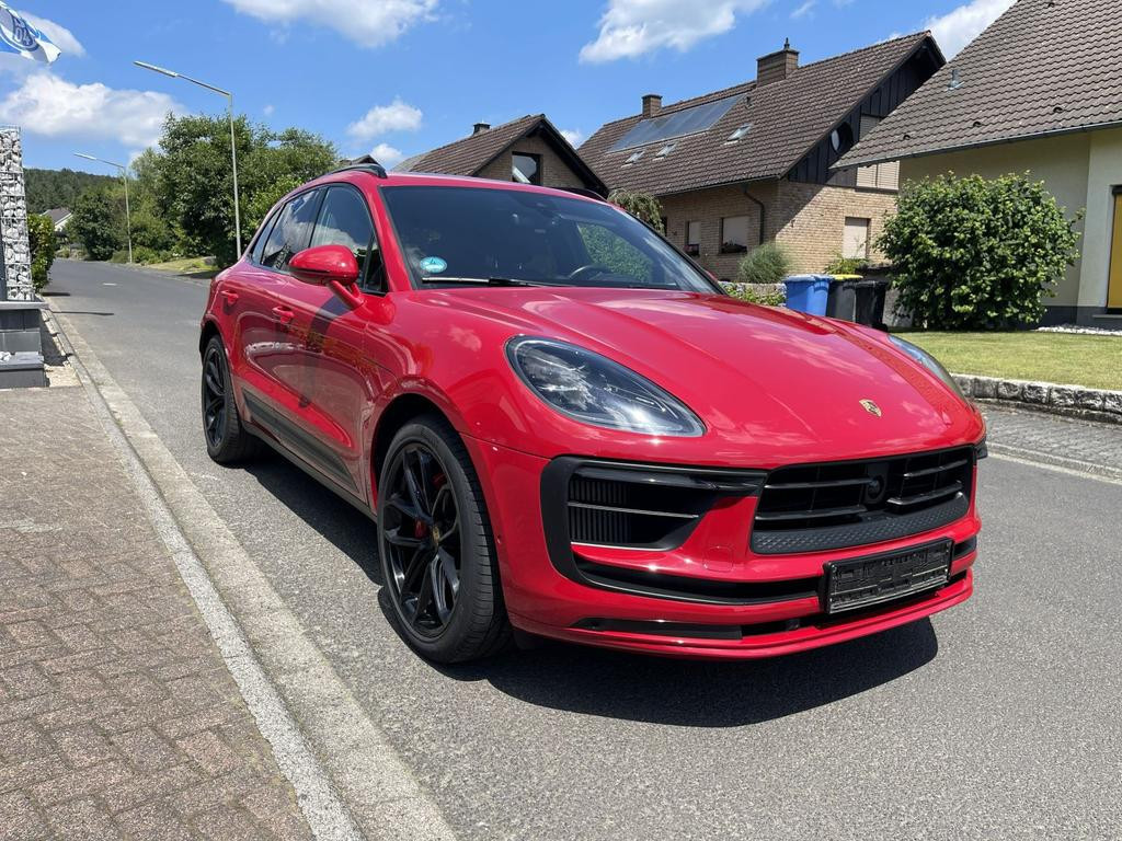 Porsche Macan S