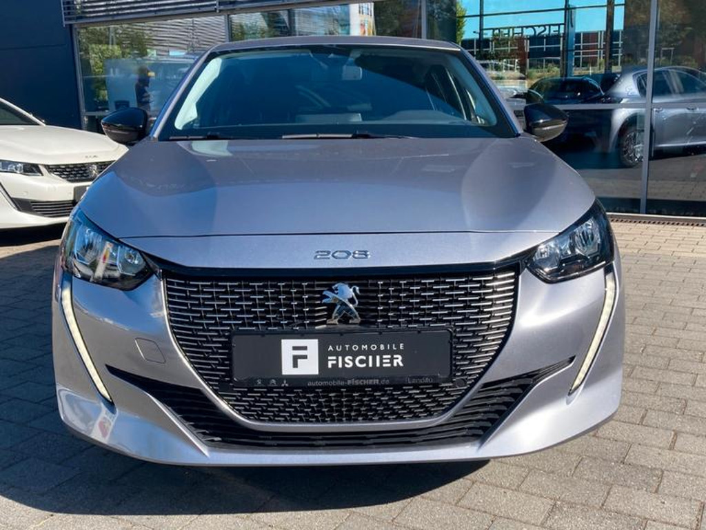Peugeot e-208