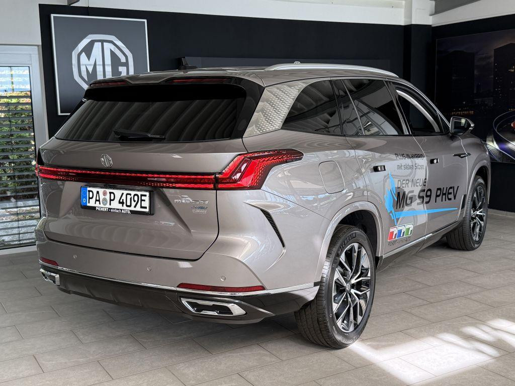 MG MGS9