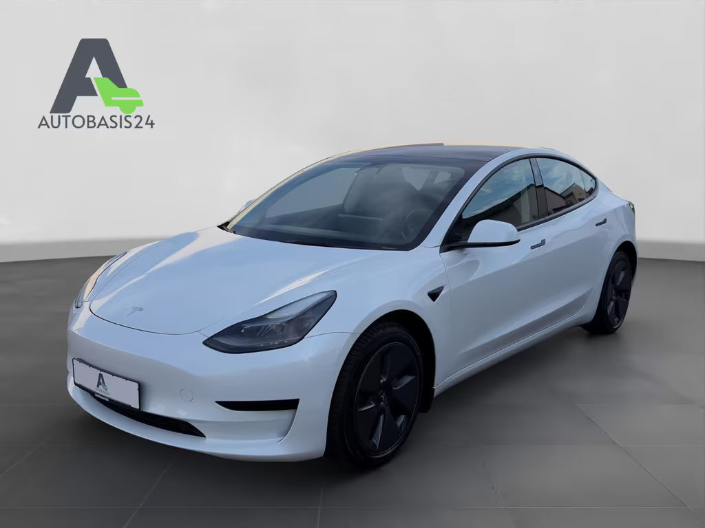 Tesla Model 3 RWD