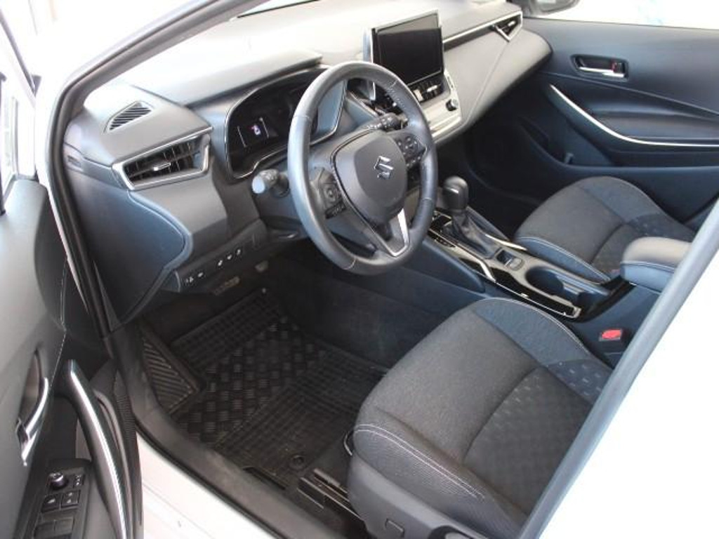 Suzuki Swace