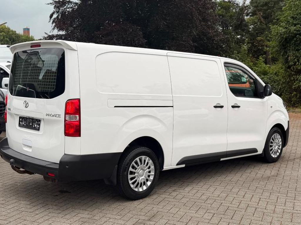 Toyota Proace (Verso)