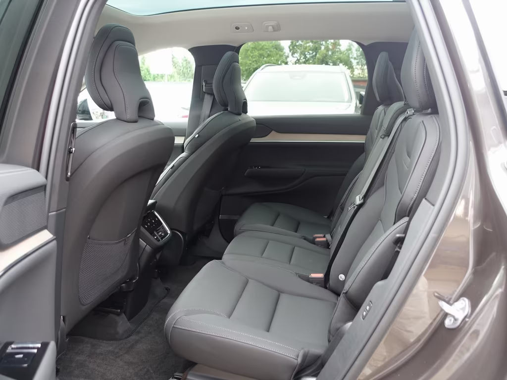 Volvo EX90