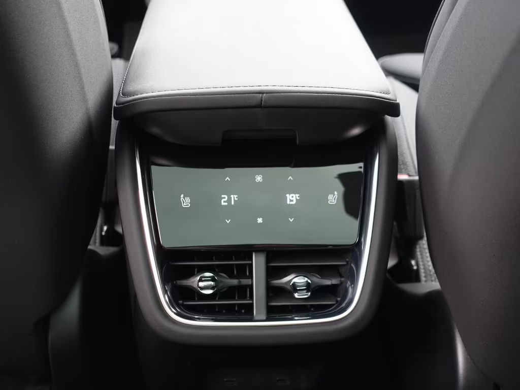 Volvo EX90