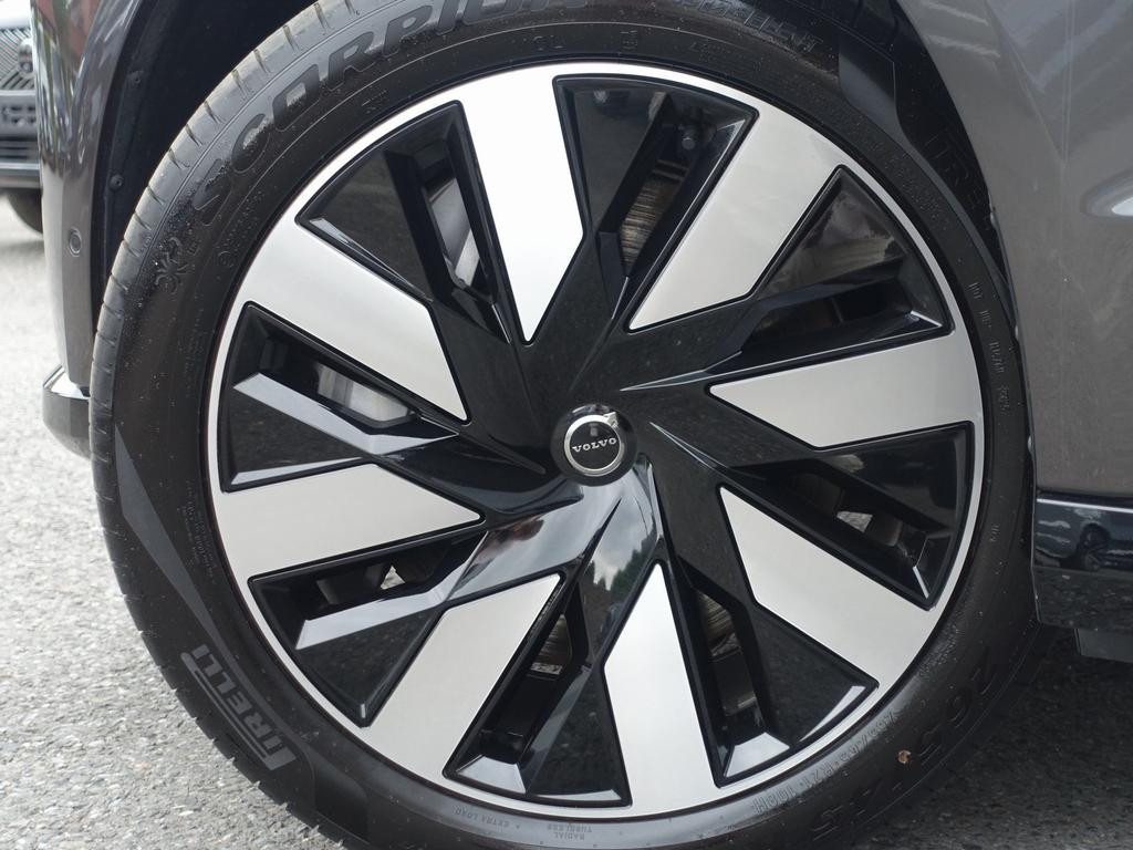 Volvo EX90