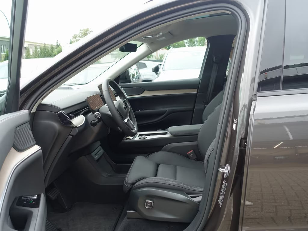 Volvo EX90