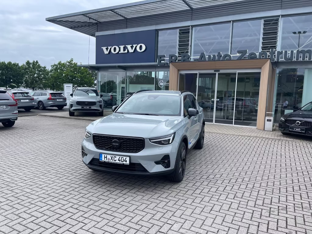 Volvo XC40 Plus