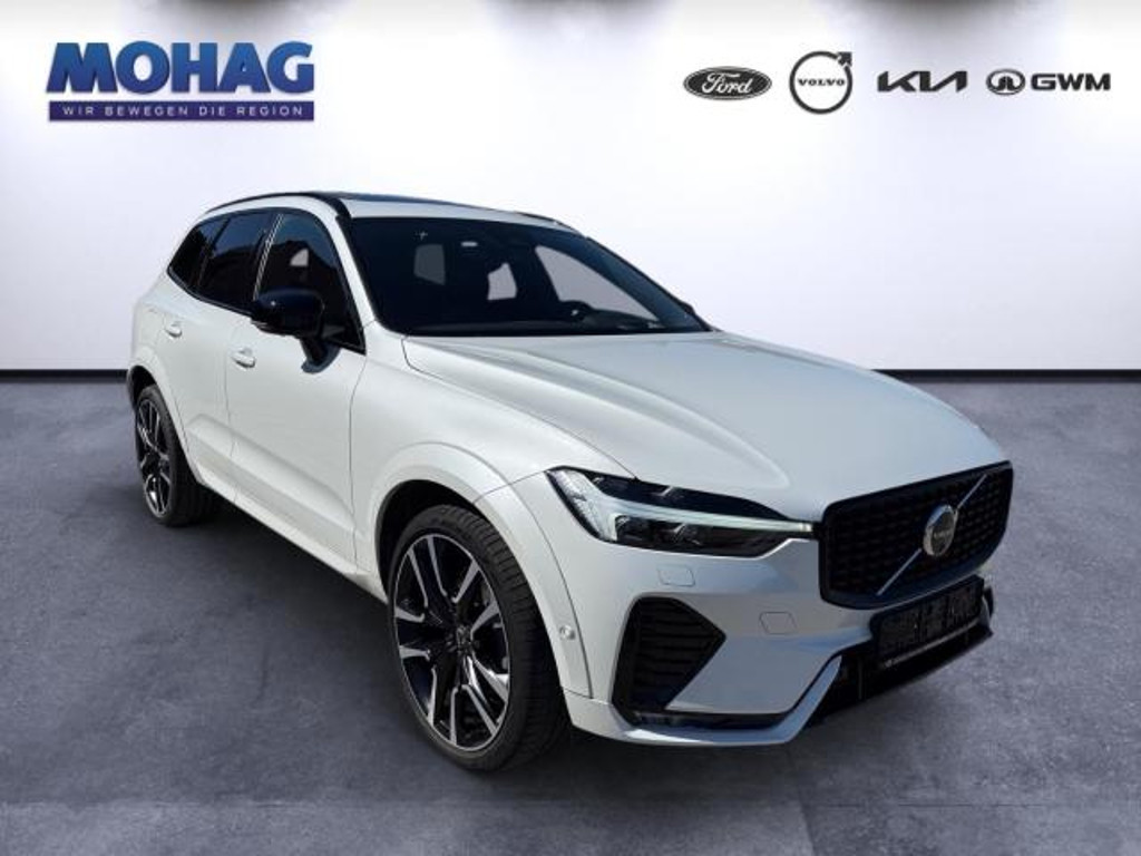 Volvo XC60 AWD Ultimate Dark