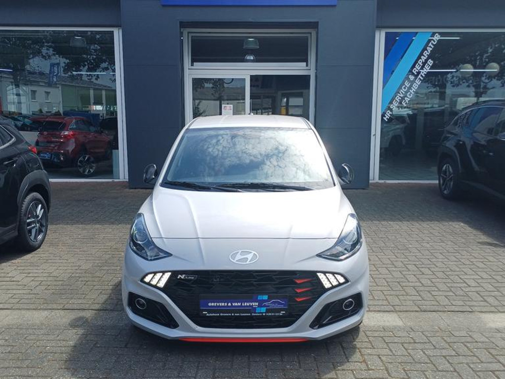 Hyundai i10