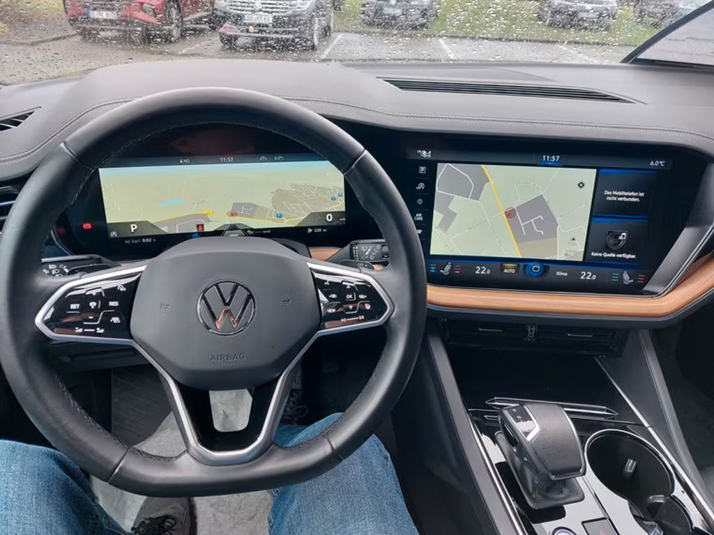 Volkswagen Touareg