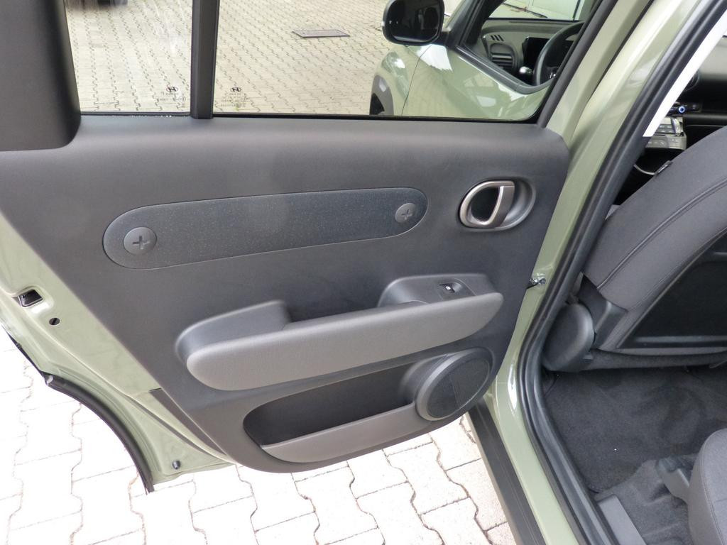Hyundai INSTER
