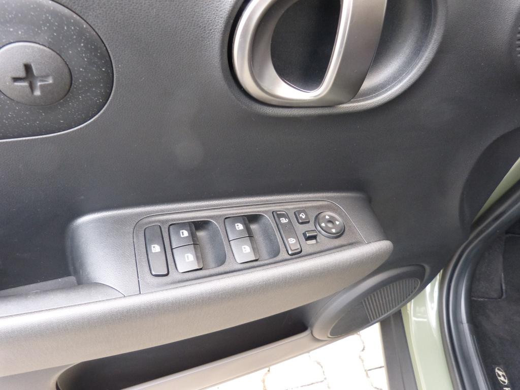 Hyundai INSTER