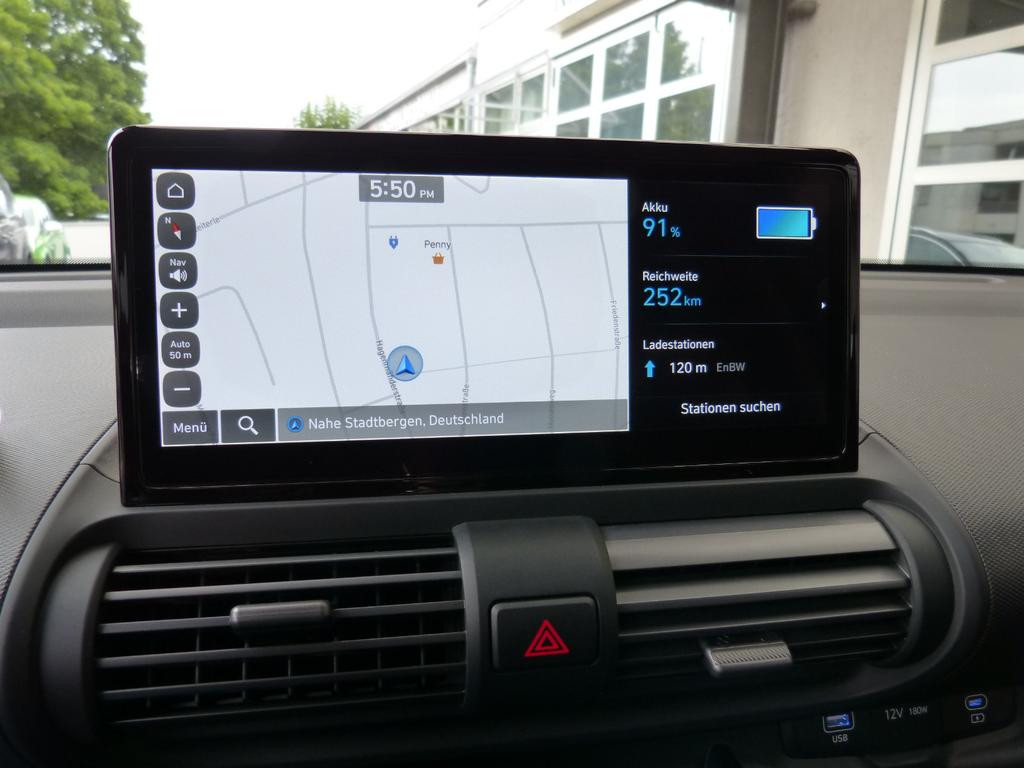 Hyundai INSTER