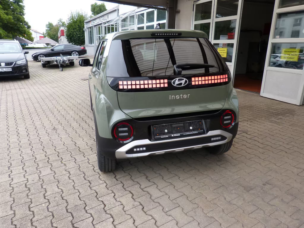 Hyundai INSTER