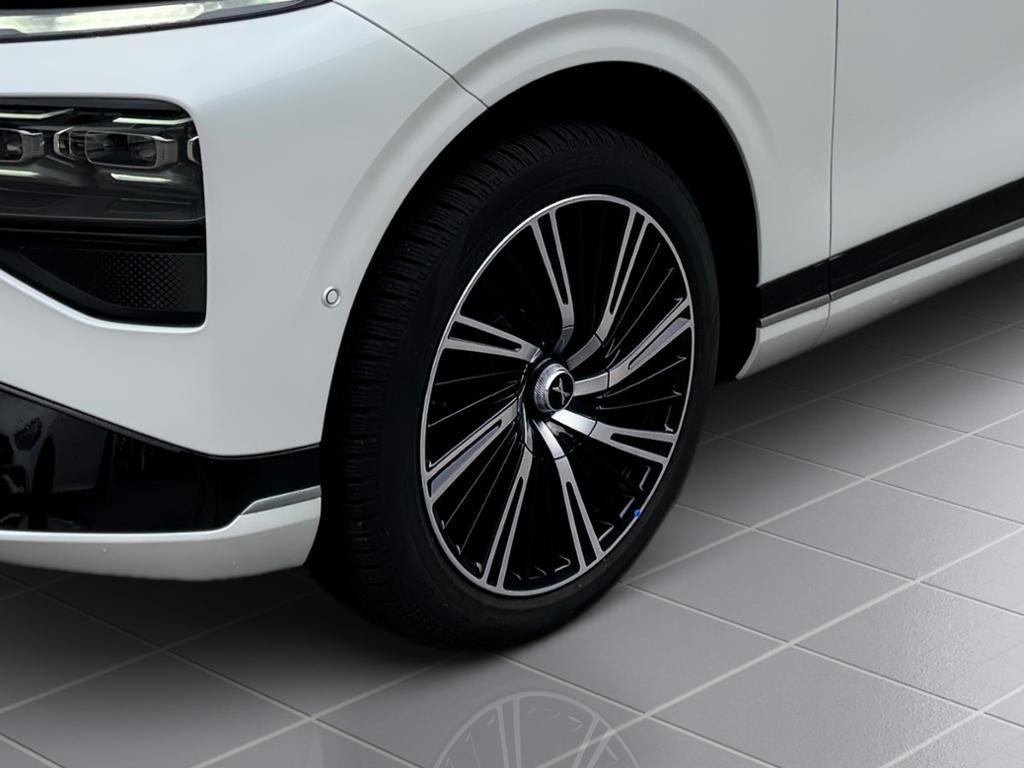 Xpeng G9