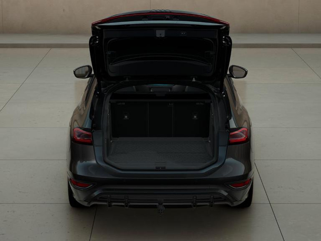Audi S6 e-tron