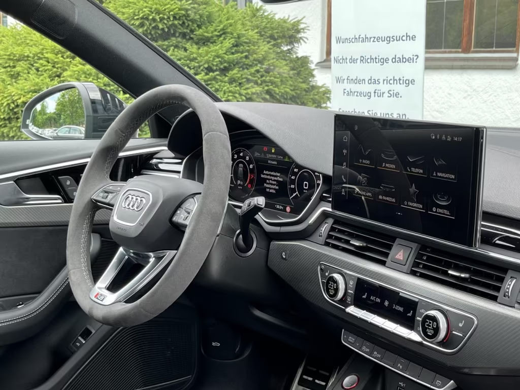 Audi RS4