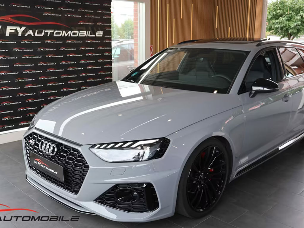 Audi RS4 Quattro