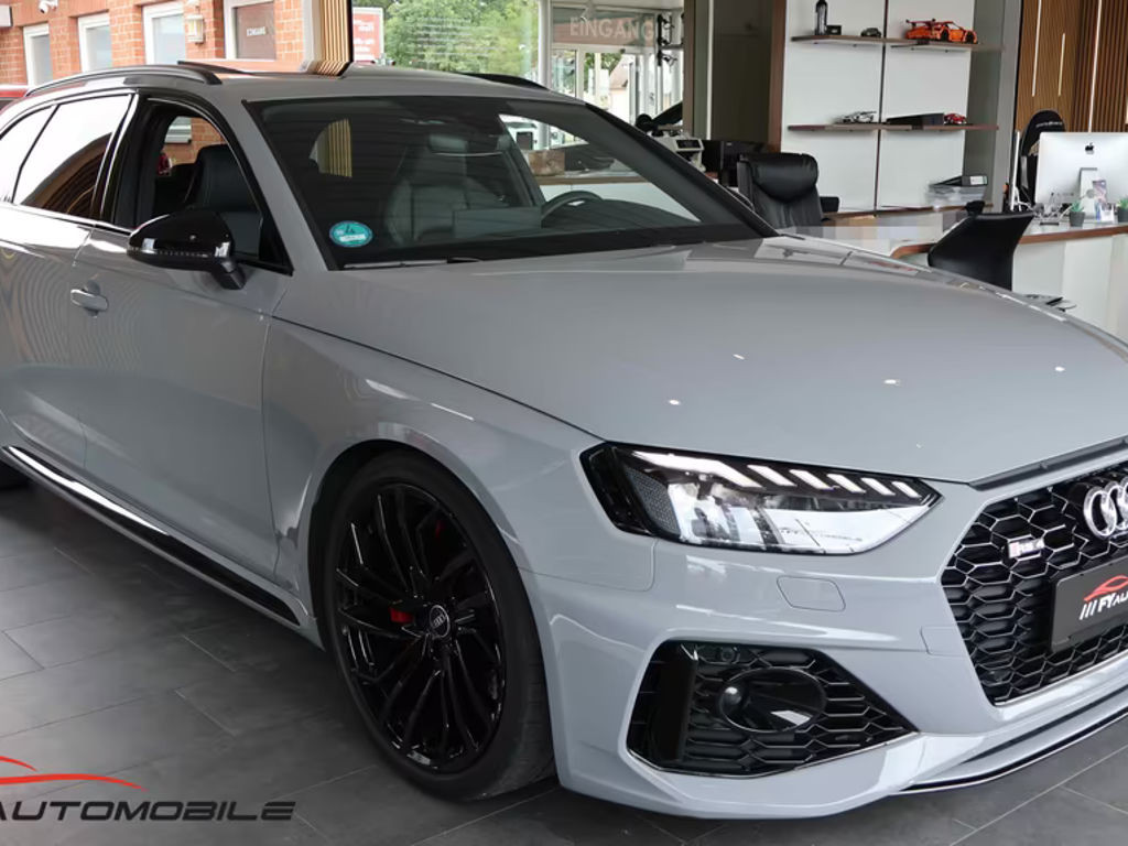 Audi RS4