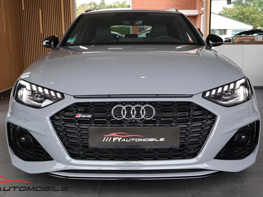 Audi RS4