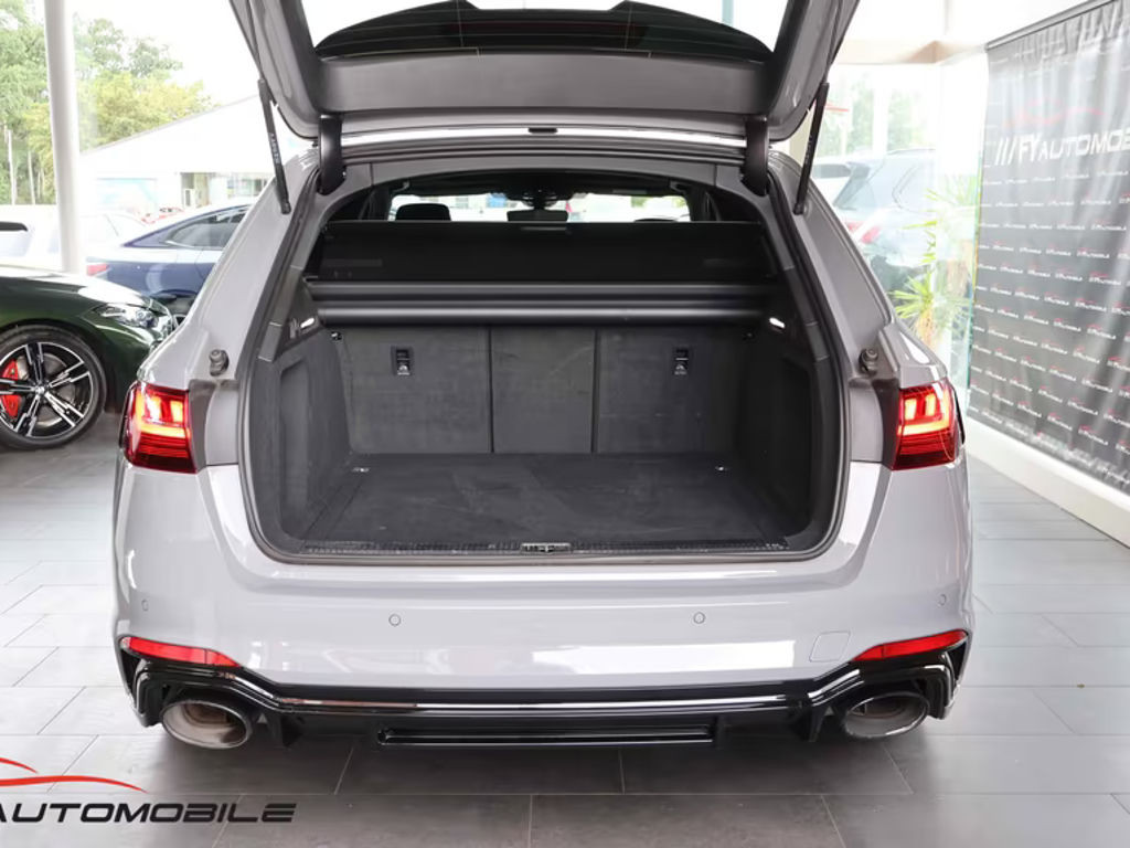 Audi RS4