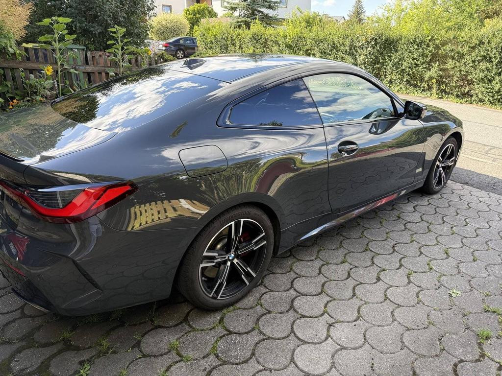 BMW M440