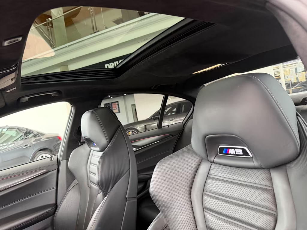 BMW M5
