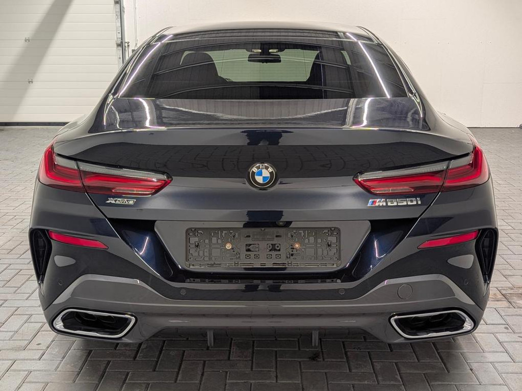 BMW M850