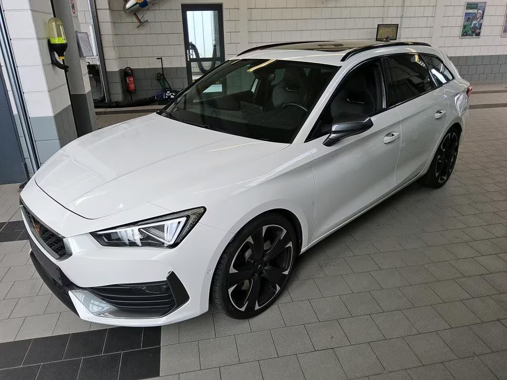 Cupra Leon 2.0 TSI DSG VZ