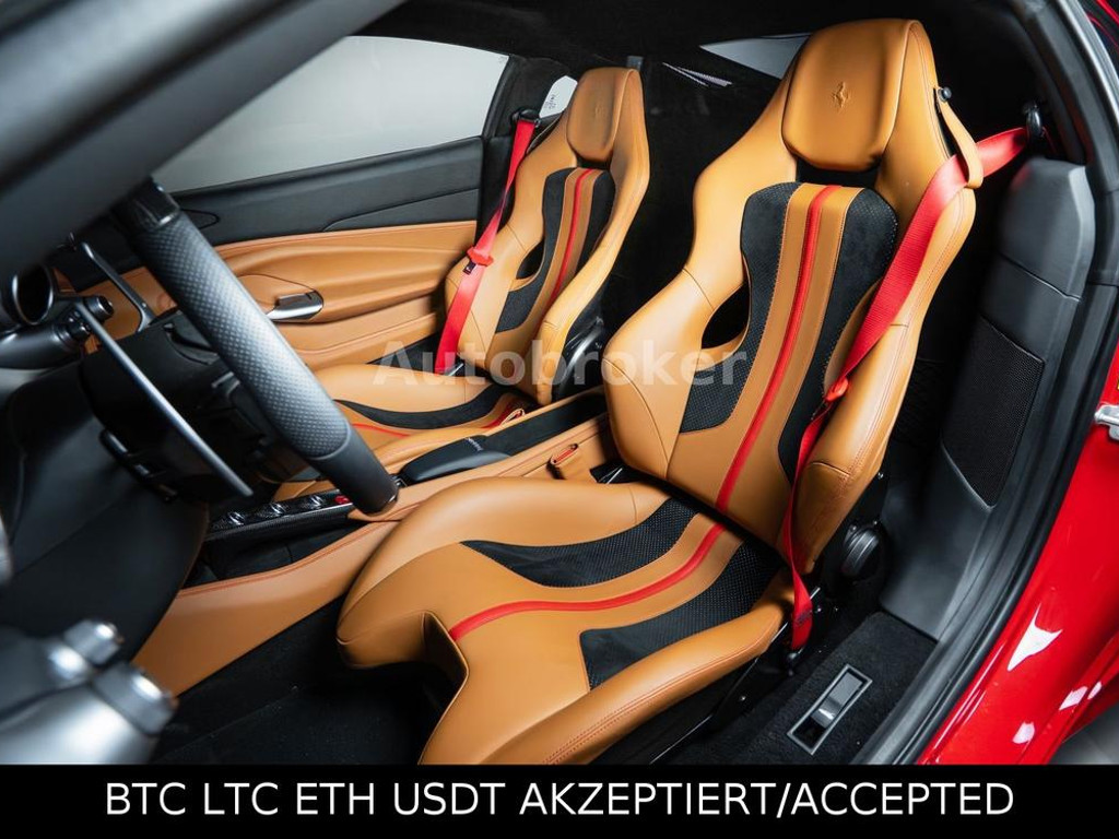 Ferrari F8