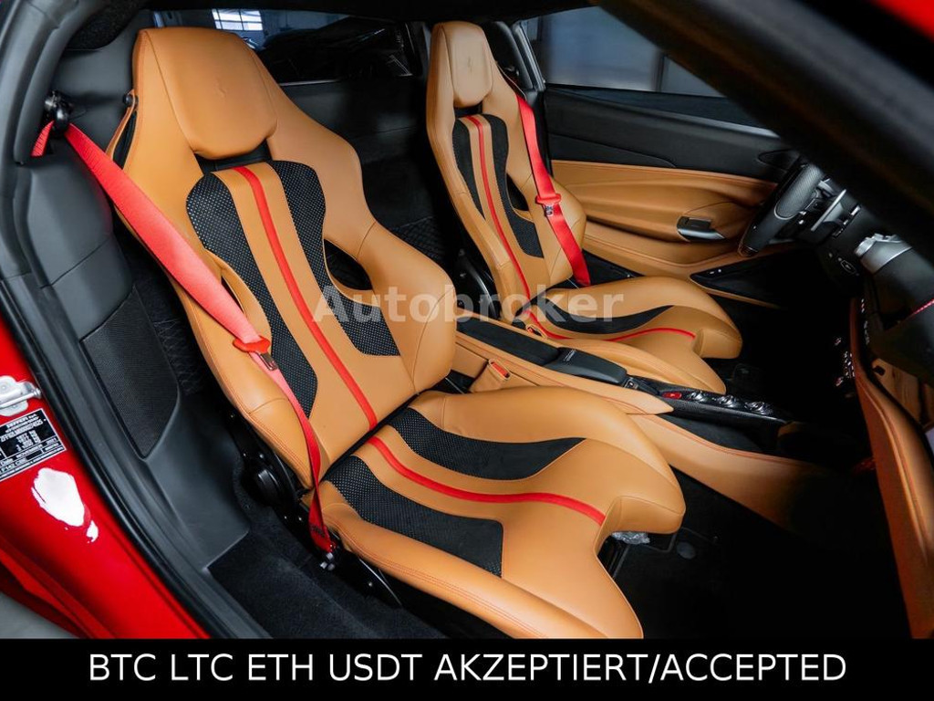 Ferrari F8