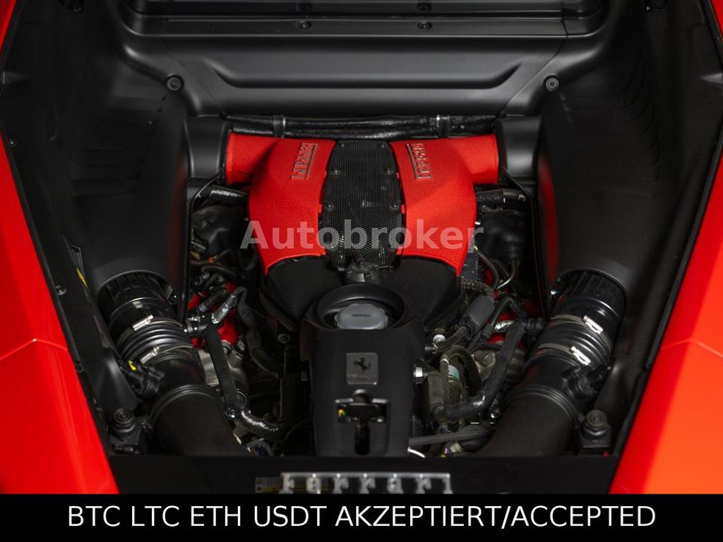 Ferrari F8