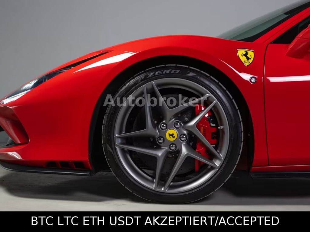 Ferrari F8