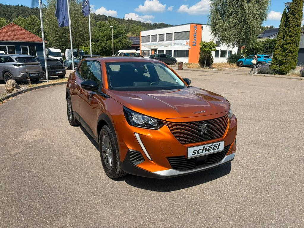 Peugeot e-2008