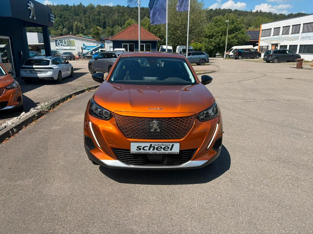 Peugeot e-2008