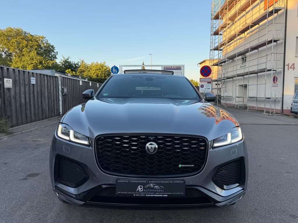 Jaguar F-Pace