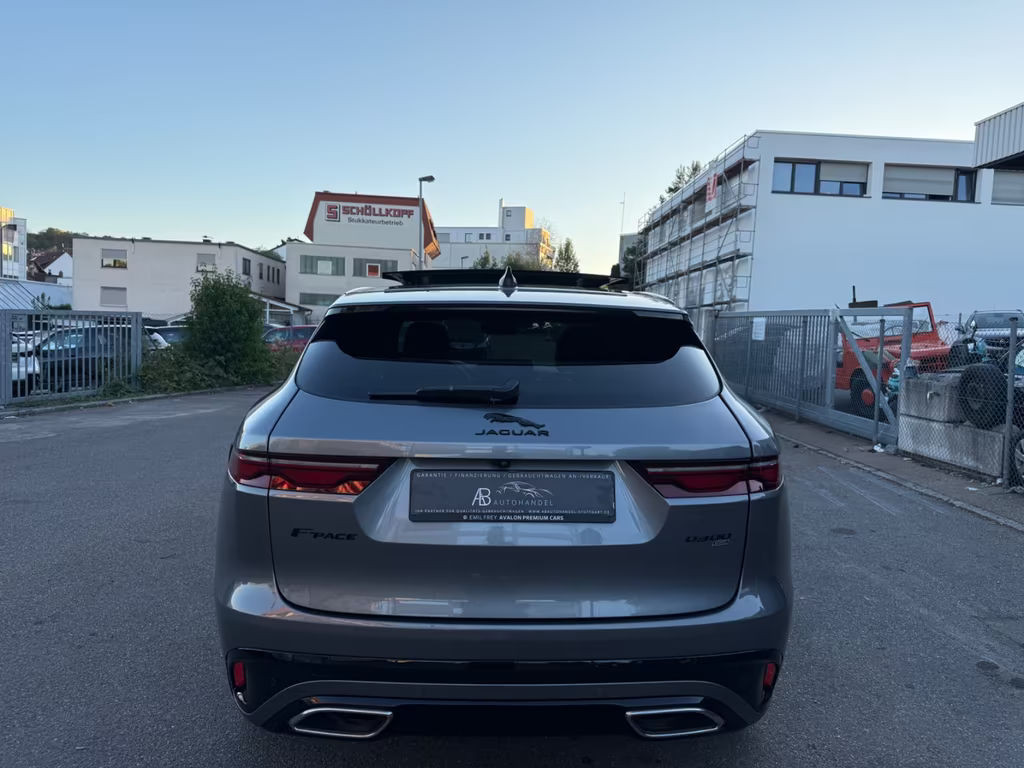 Jaguar F-Pace