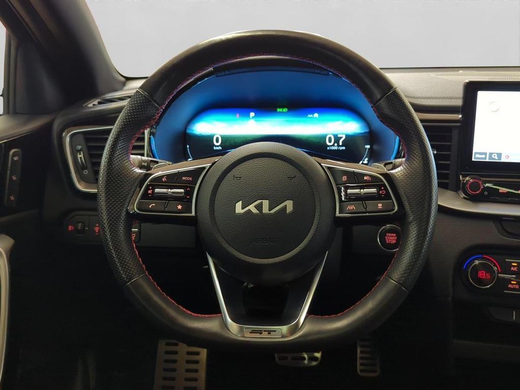 Kia ProCeed