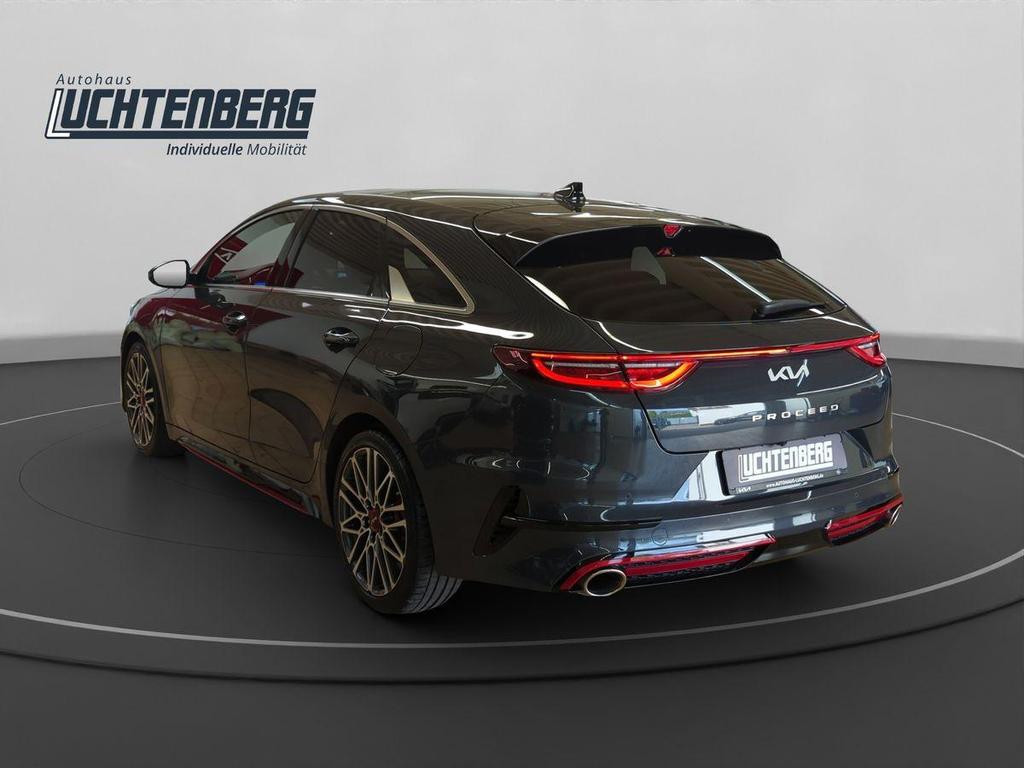 Kia ProCeed