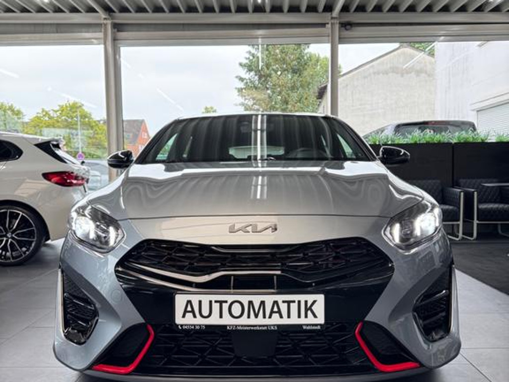 Kia ProCeed