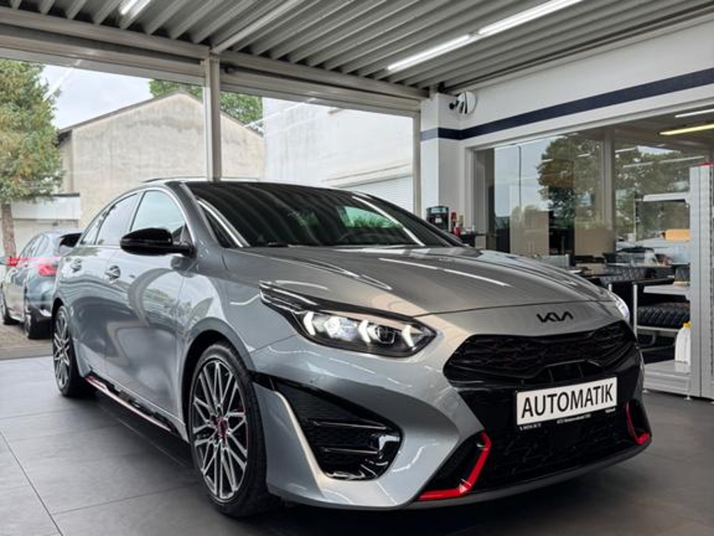 Kia ProCeed