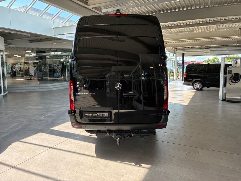 Mercedes-Benz eSprinter