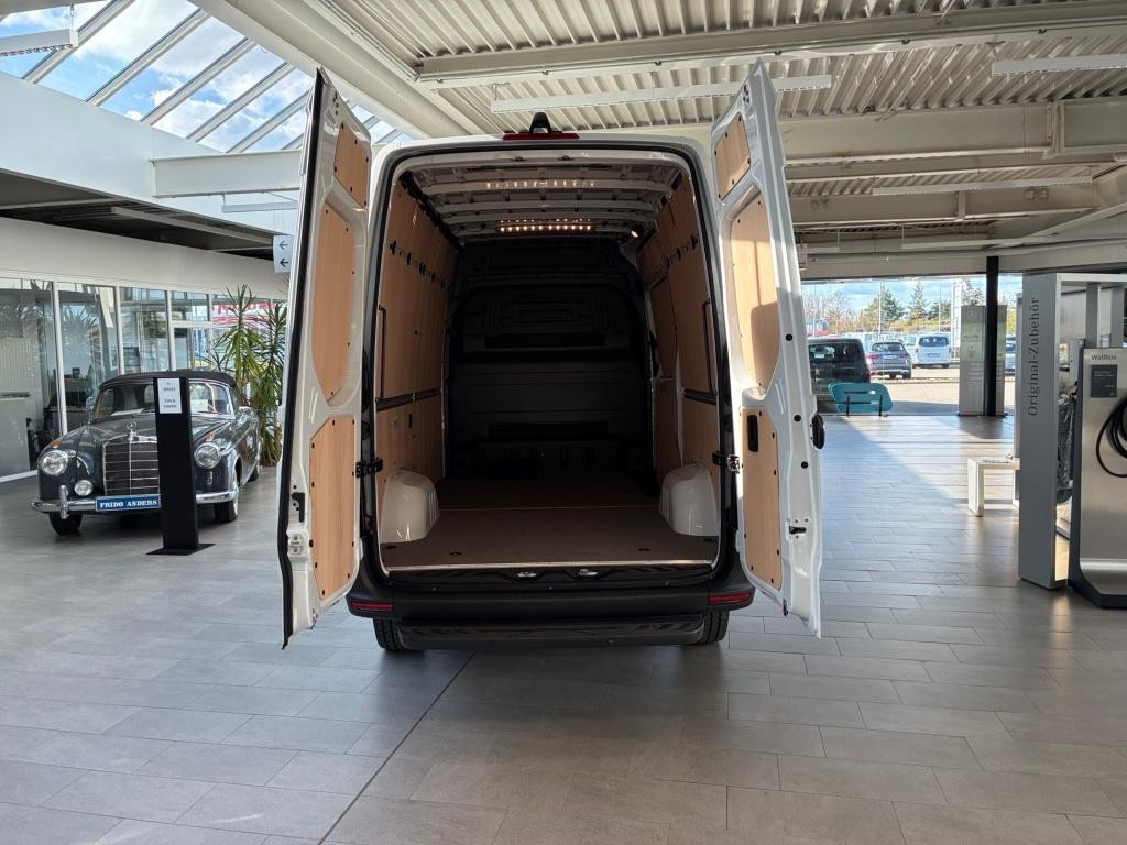 Mercedes-Benz eSprinter
