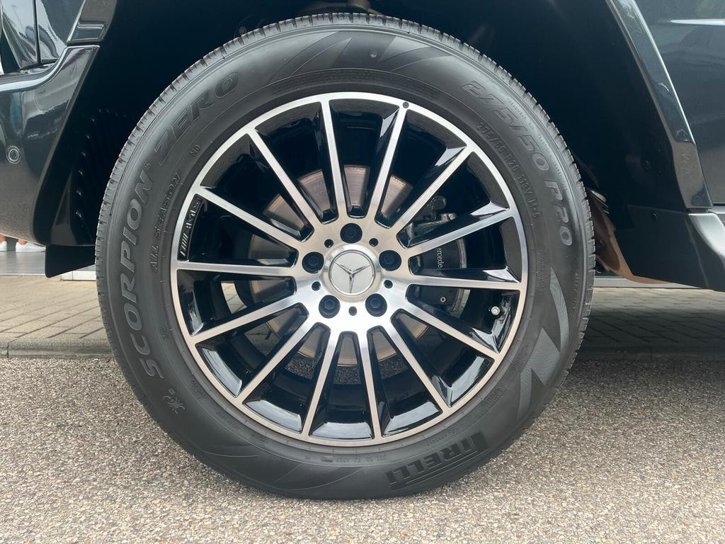 Mercedes-Benz G-Klasse